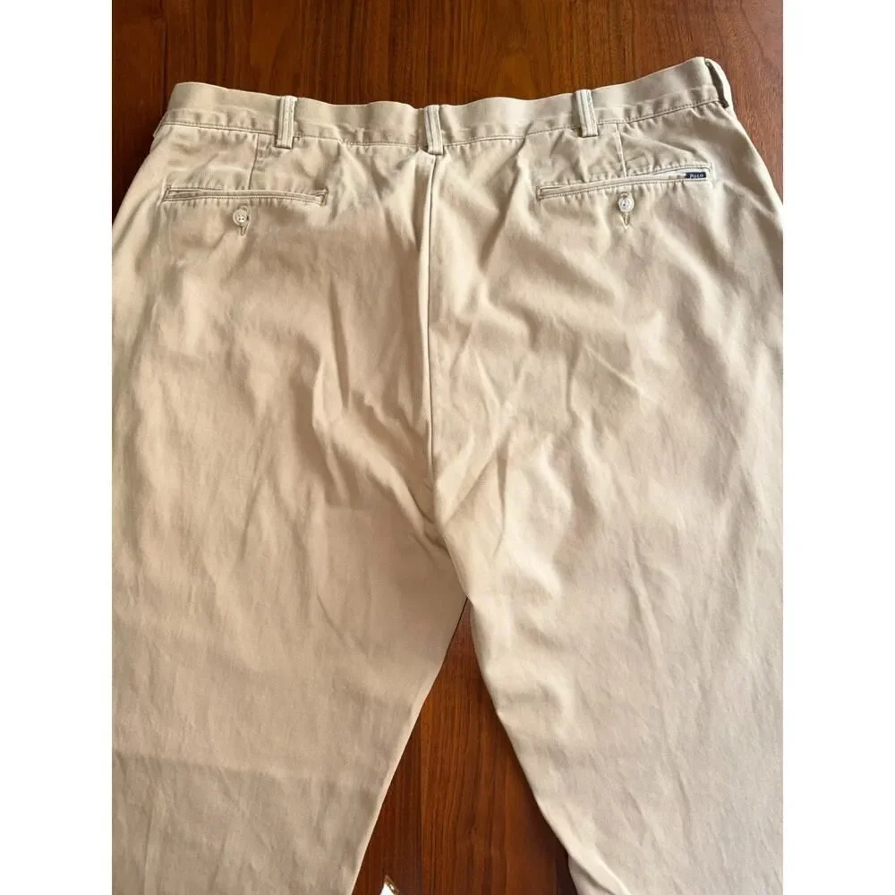 Polo Ralph Lauren Men's Relaxed Fit Flat Front Chino Khaki Pants - Size 40x32